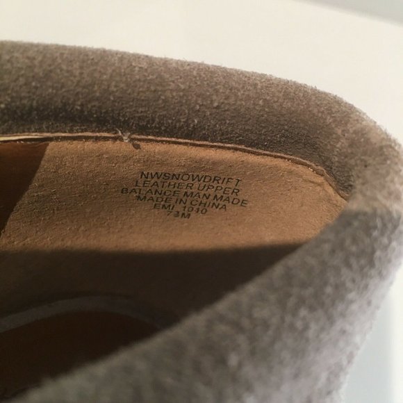 NINE WEST Vintage American Collection Size 7.5M Beige Suede Leather Loafer Heels - Picture 8 of 12